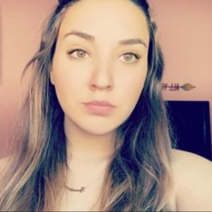 Meet your Posher, Sophia